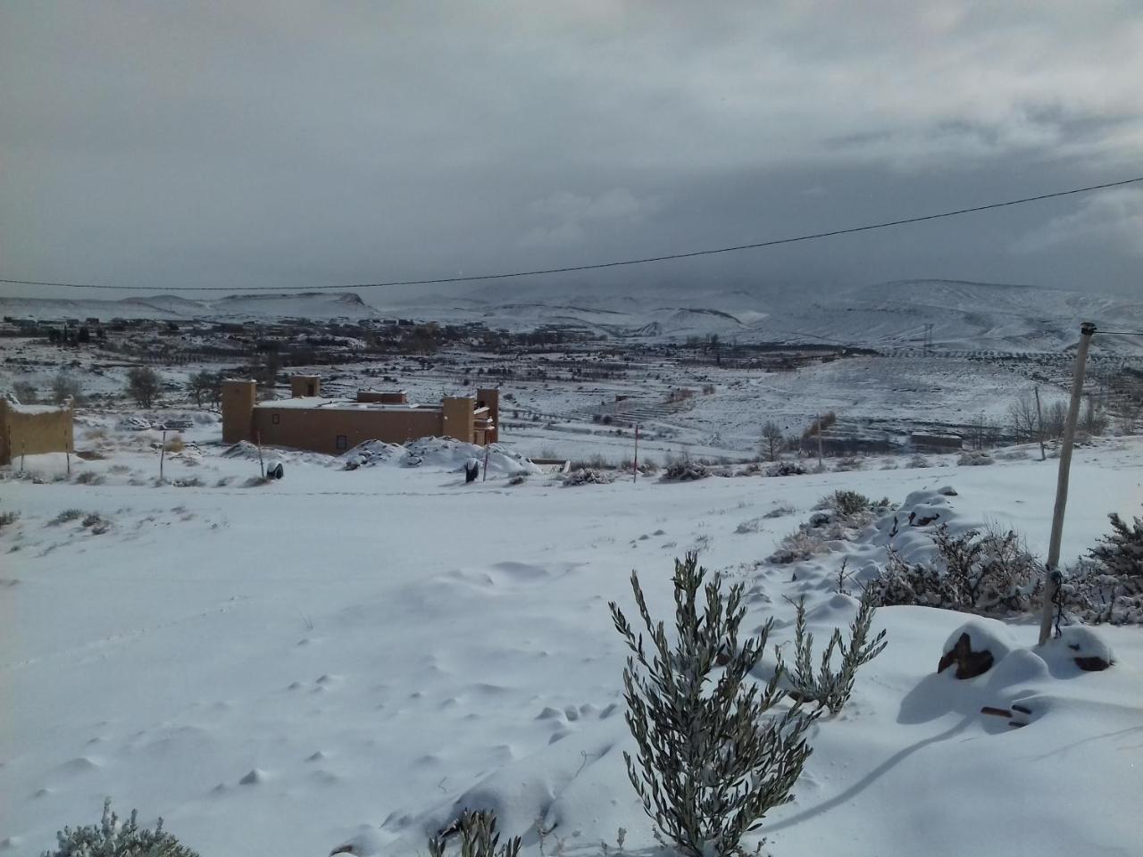 Kasbah Izoran Hotell Midelt Eksteriør bilde